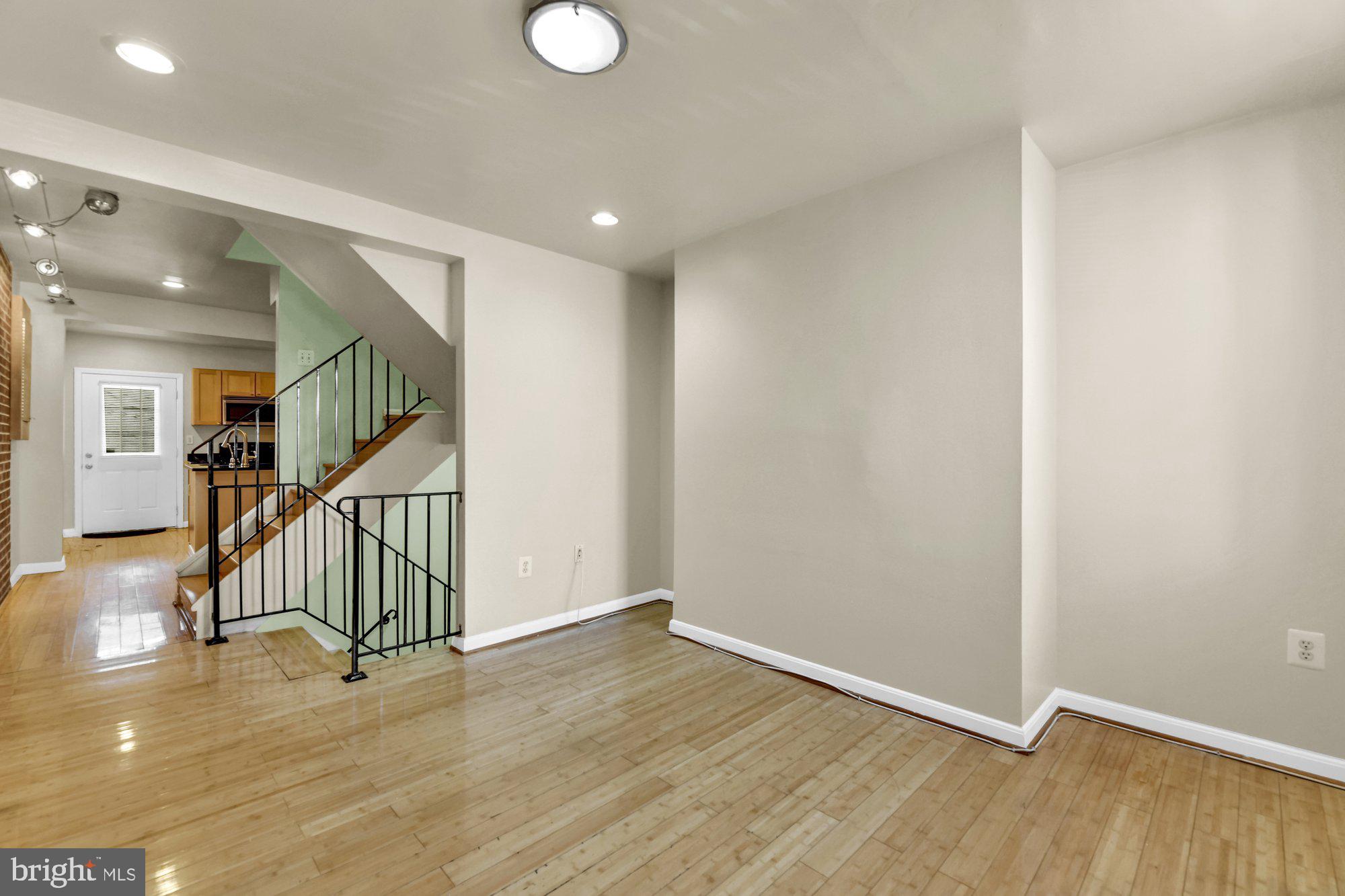 1807 East Lombard Street Baltimore, MD 21231 - Photo 8 of 30 Interior
