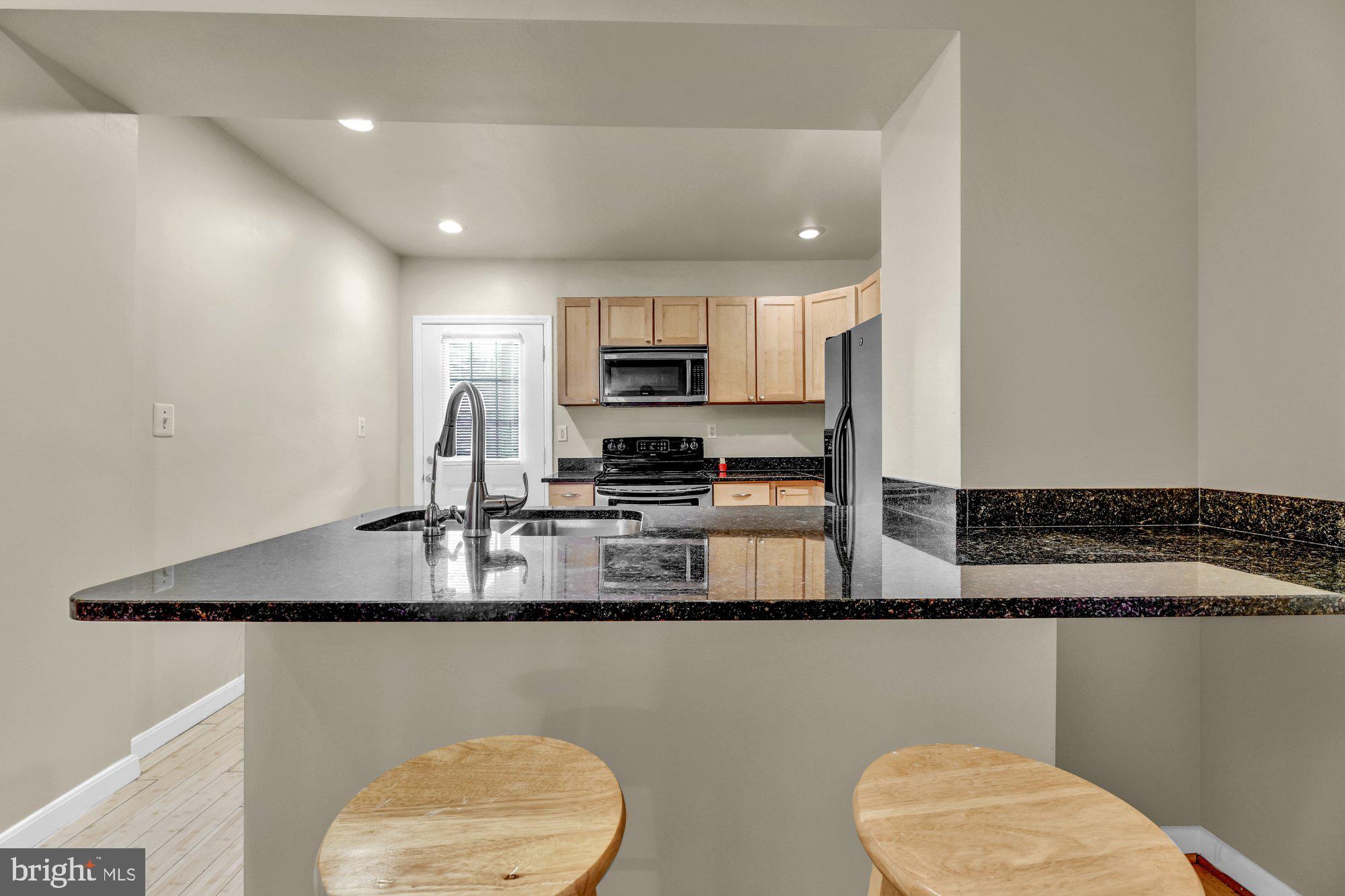 1807 East Lombard Street Baltimore, MD 21231 - Photo 10 of 30 Kitchen