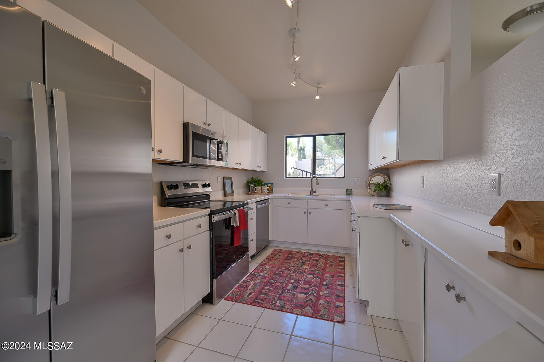 4984 North Valle Road Tucson, AZ 85750 - Photo 12 of 48