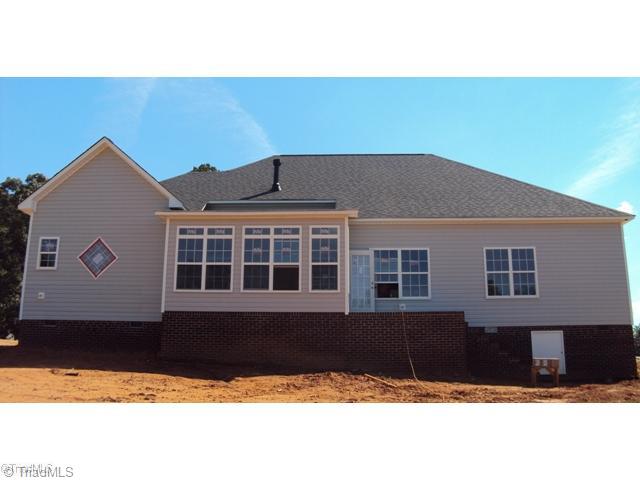 5011 Peppertree Road Clemmons, NC 27012 - Photo 3 of 4 Exterior Back.