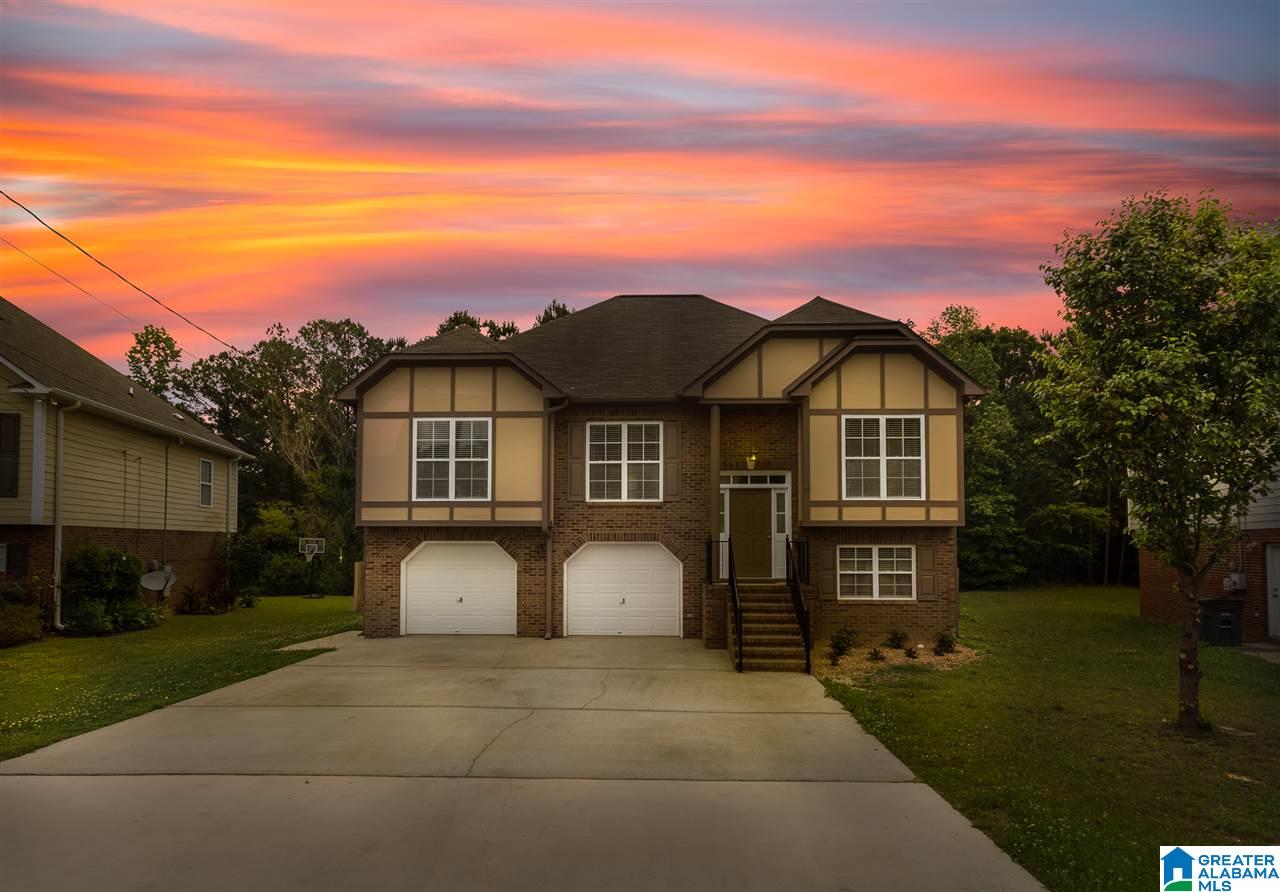 952 Hickory Street Moody, AL 35004 - Photo 1 of 37