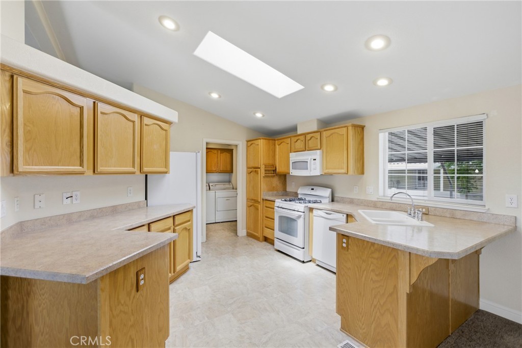 31330 South General Kearny Road Temecula, CA 92591 - Photo 8 of 29