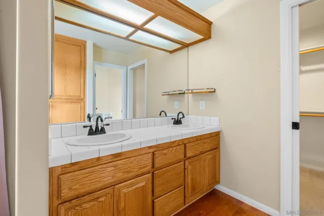 $775,000 | 28703 Jenny Jay Court, Valley Center, CA 92082