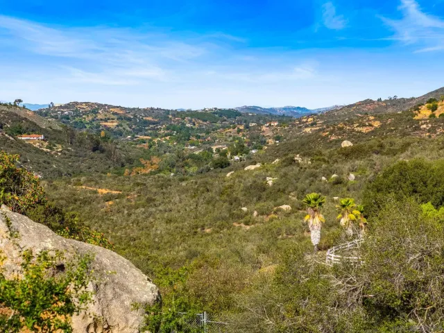 $775,000 | 28703 Jenny Jay Court, Valley Center, CA 92082