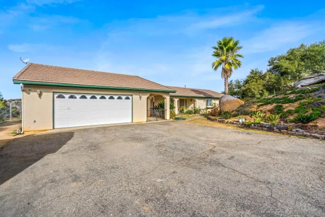 $775,000 | 28703 Jenny Jay Court, Valley Center, CA 92082