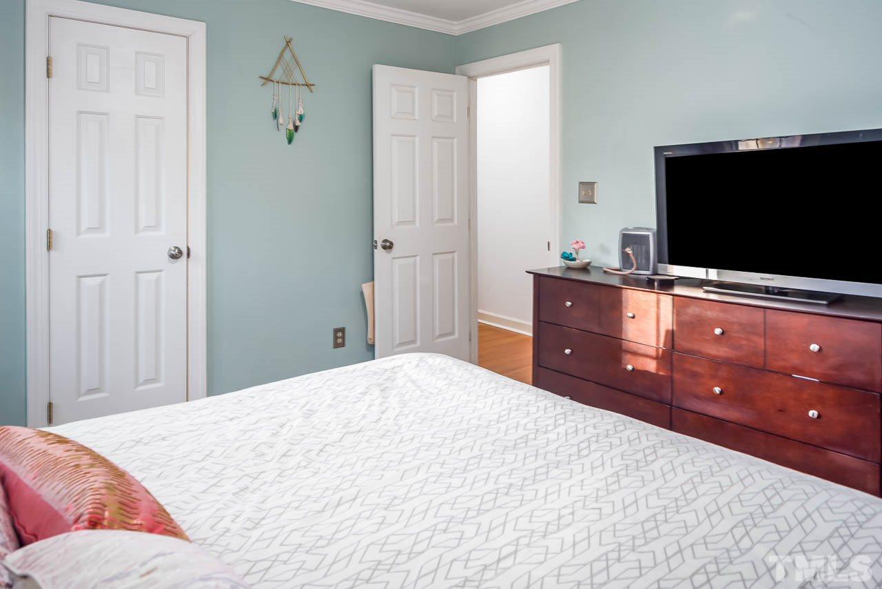 4505 Rutland Court Raleigh, NC 27613 - Photo 14 of 18