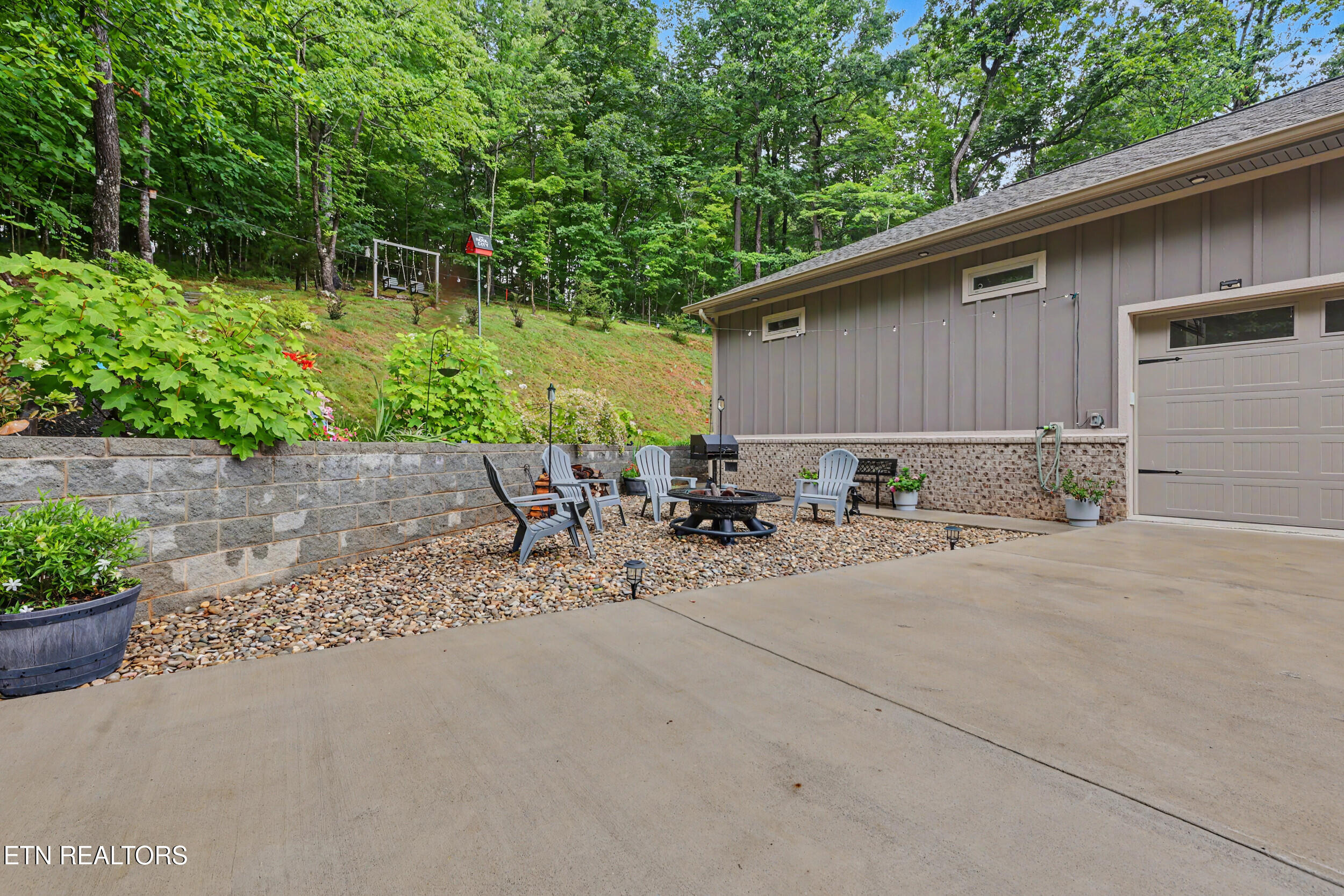 1016 Country Mountain Road Cosby, TN 37722 - Photo 24 of 46 36_img_0180