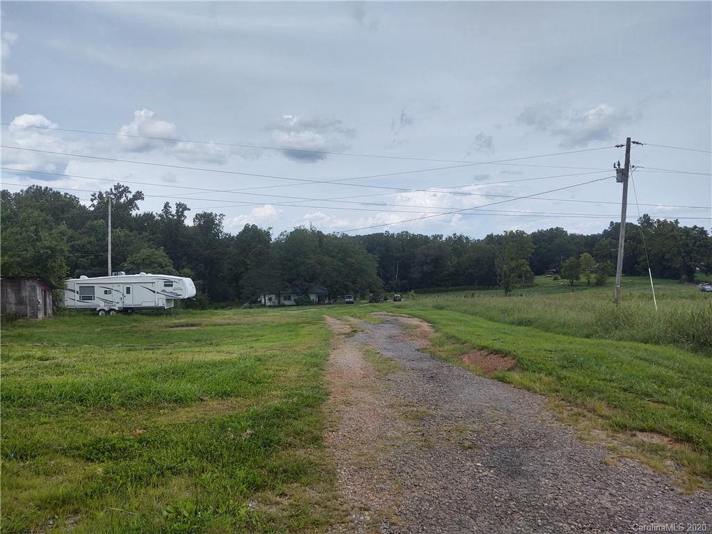 203 Mullis Road Harmony, NC 28634 - Photo 11 of 20 Gallery Image 11