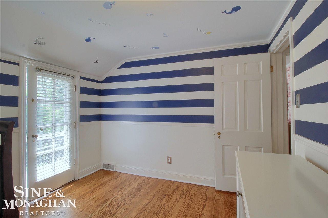 283 Merriweather Road Grosse Pointe Farms, MI 48236 - Photo 21 of 32