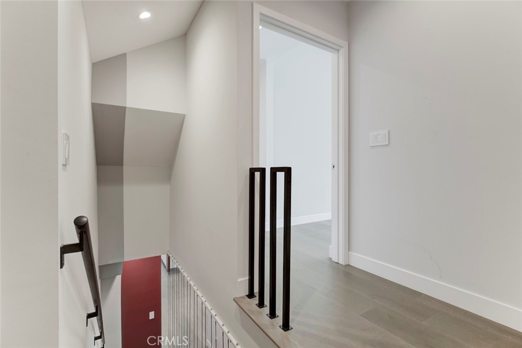 523 East Fairmount Road Burbank, CA 91501 - Photo 44 of 78