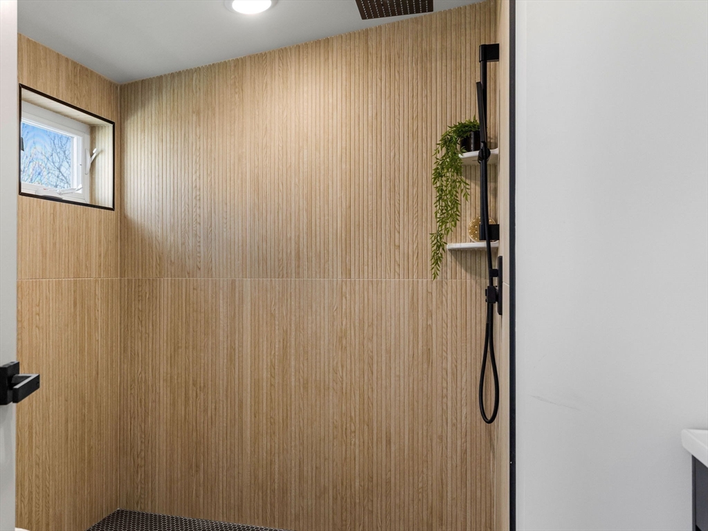 16 High Street, Unit 2 Somerville, MA 02144 - Photo 23 of 34 a bathroom with a shower