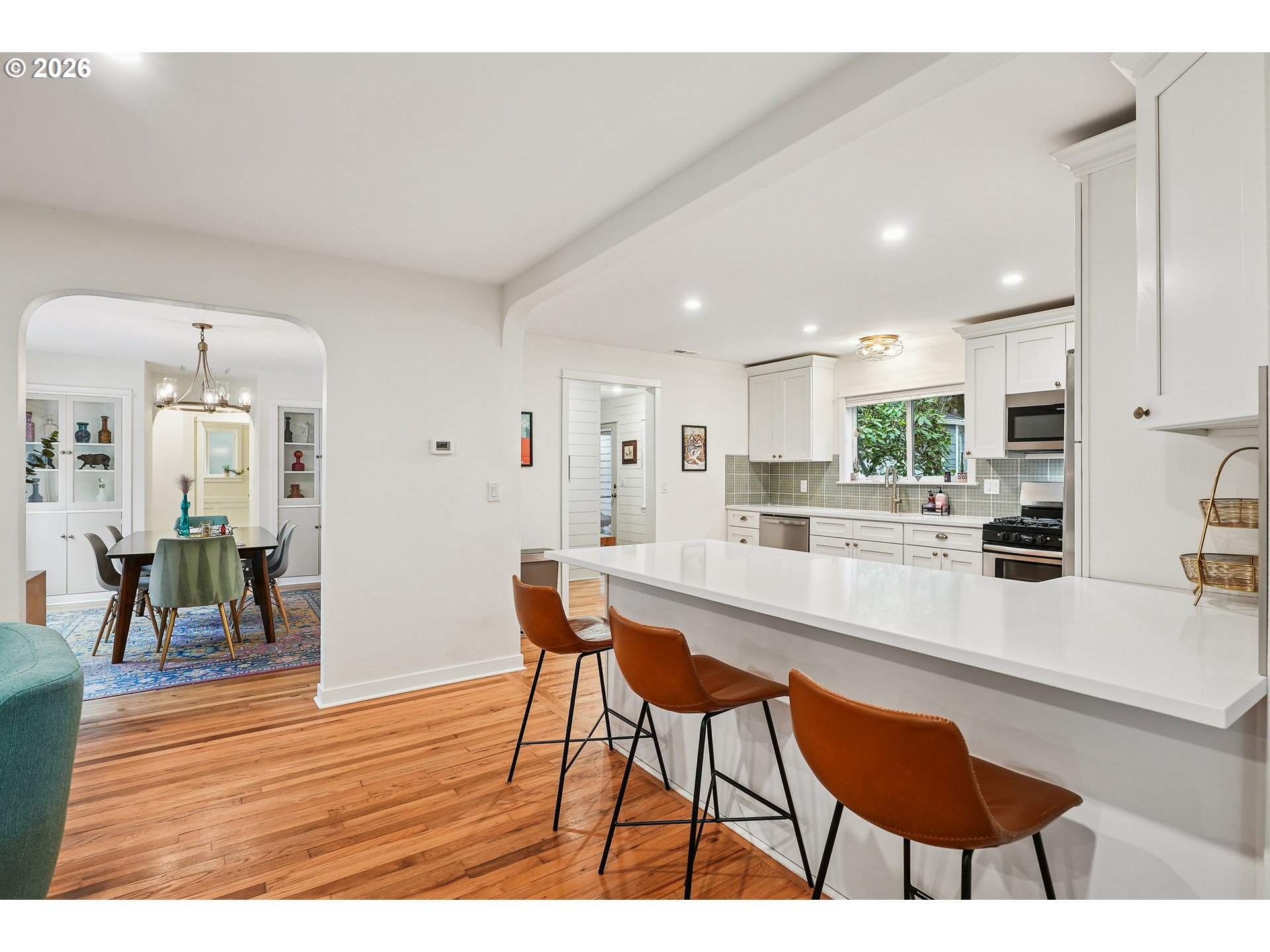 5915 Southwest Haines Street Portland, OR 97219 - Photo 16 of 47