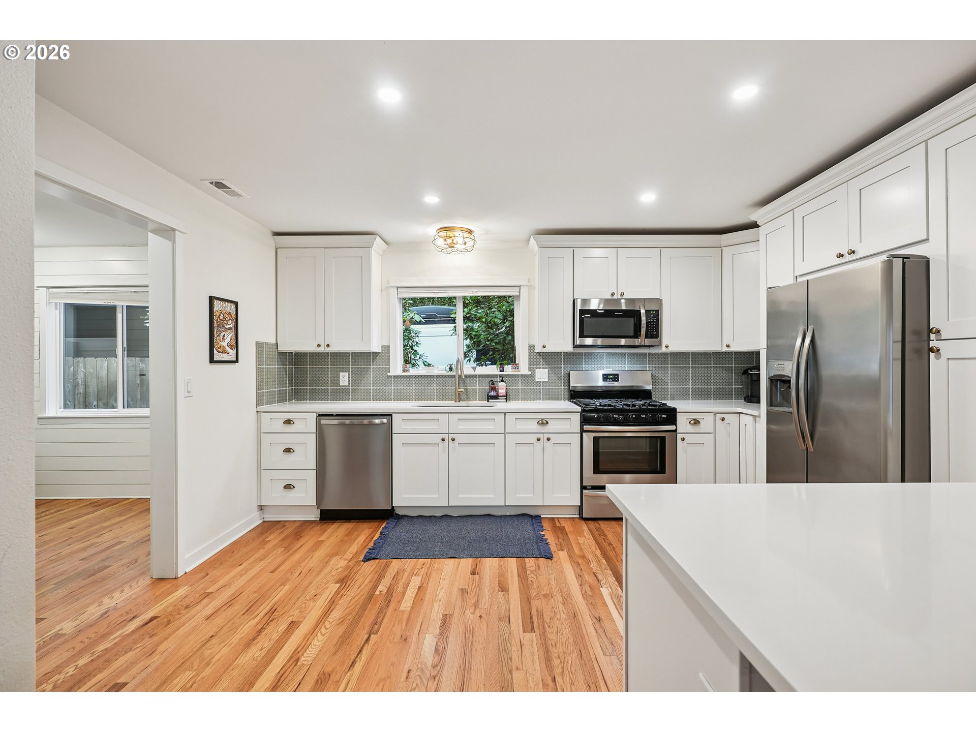 5915 Southwest Haines Street Portland, OR 97219 - Photo 18 of 47