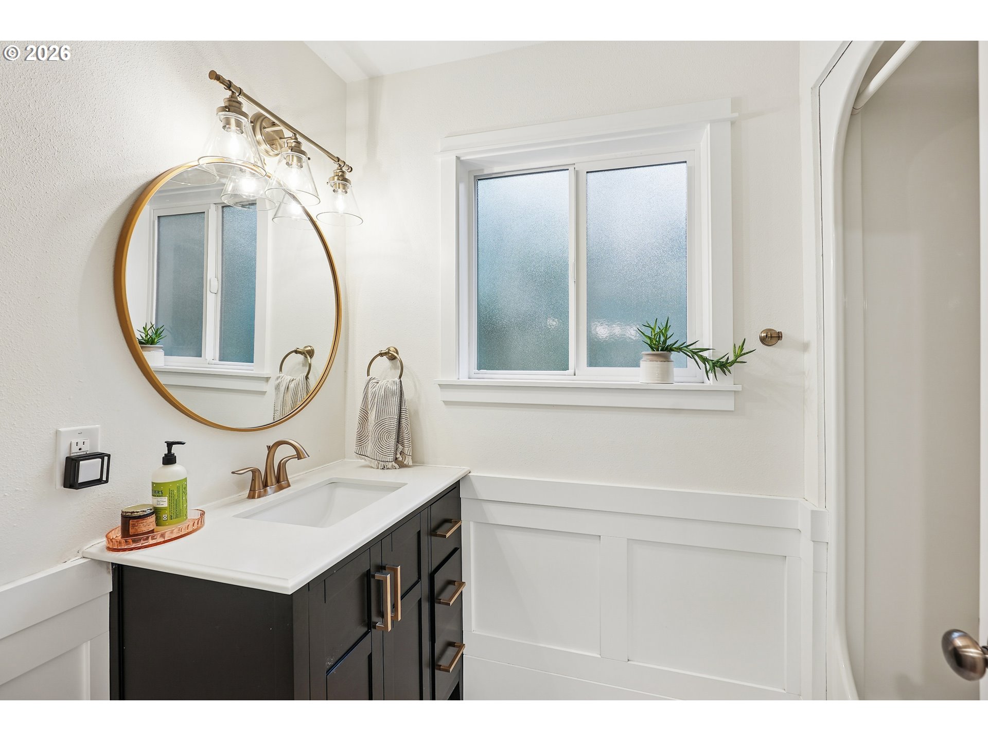 5915 Southwest Haines Street Portland, OR 97219 - Photo 28 of 47