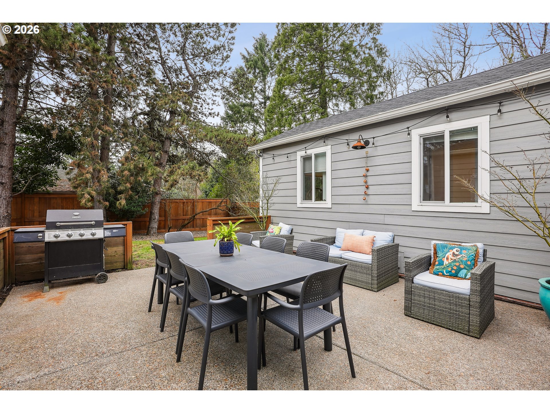 5915 Southwest Haines Street Portland, OR 97219 - Photo 44 of 47