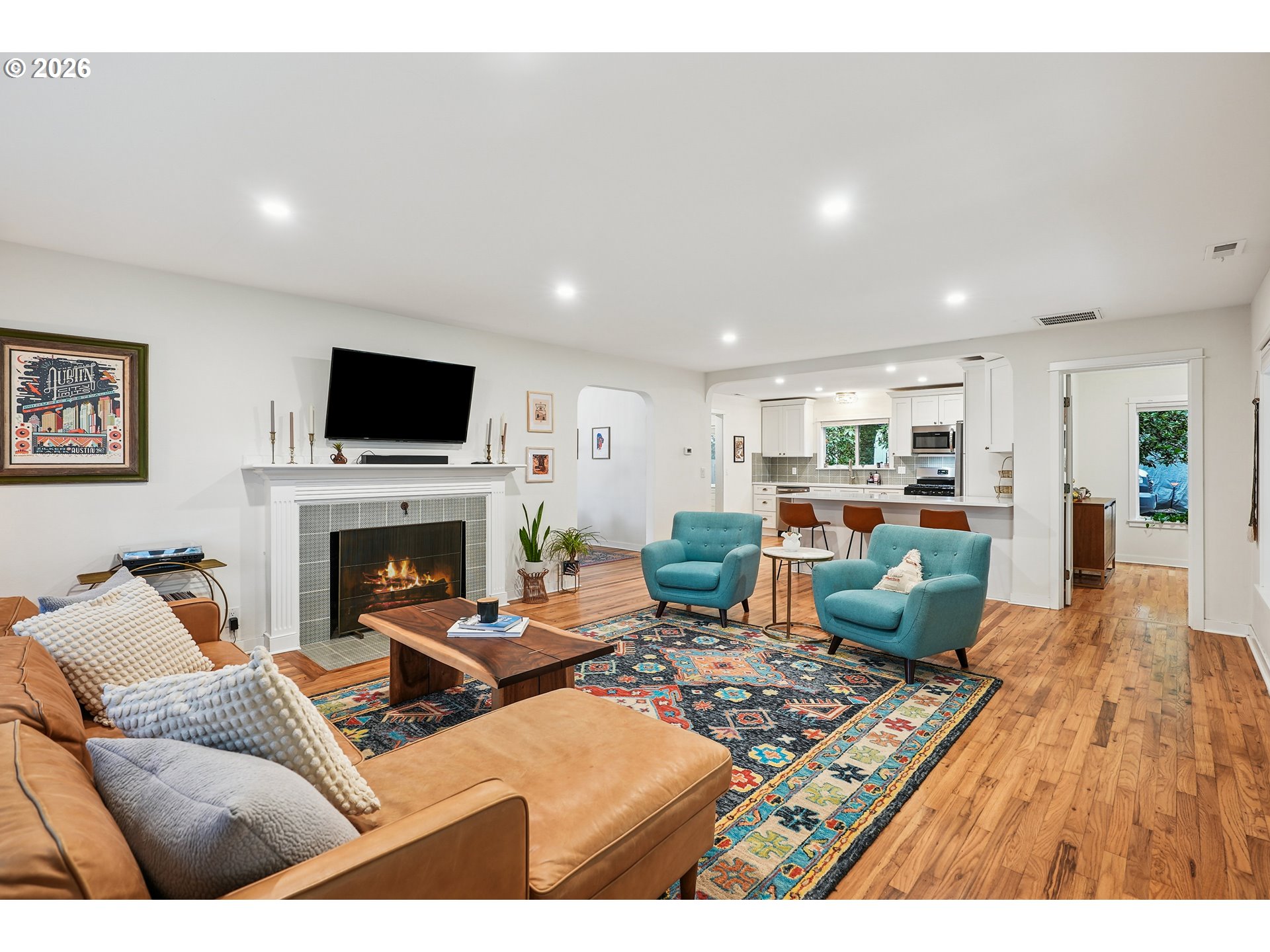 5915 Southwest Haines Street Portland, OR 97219 - Photo 10 of 47