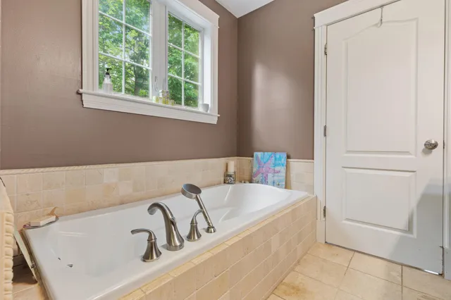 $1,295,000 | 18 Colchester Drive, South Portland, ME 04106