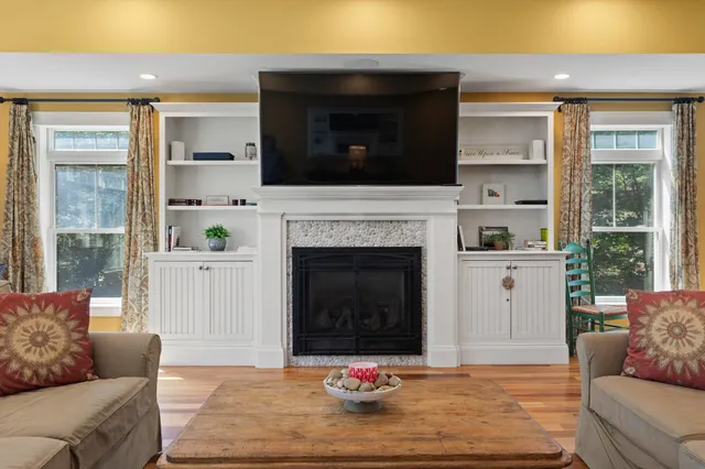 $1,295,000 | 18 Colchester Drive, South Portland, ME 04106