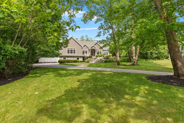$1,295,000 | 18 Colchester Drive, South Portland, ME 04106