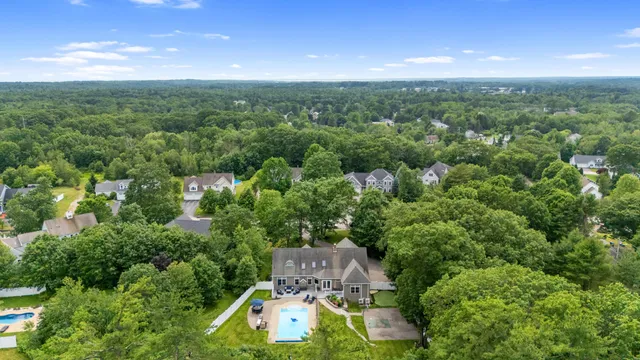 $1,295,000 | 18 Colchester Drive, South Portland, ME 04106