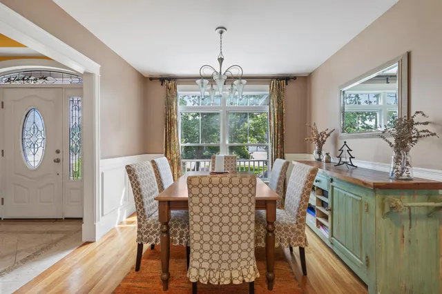 $1,295,000 | 18 Colchester Drive, South Portland, ME 04106