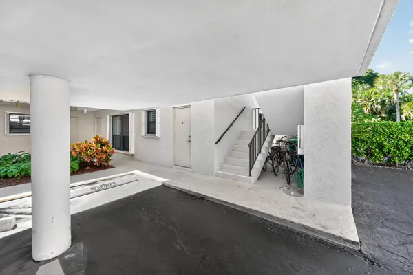 $3,500 | 6 Concourse Drive, Unit A, Jupiter, FL 33469