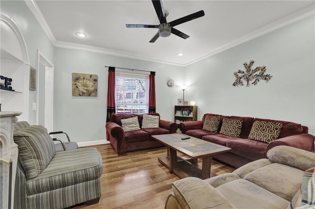 3825 Lavista Road, Unit O1 Tucker, GA 30084 - Photo 7 of 36 a living room with furniture