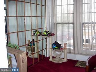 724 Atwood Road Philadelphia, PA 19151 - Photo 2 of 6 Gallery Image 2