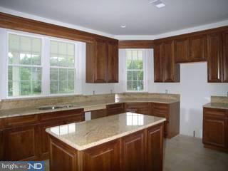 700 Edinburg Road Hamilton, NJ 08619 - Photo 4 of 6 Gallery Image 4