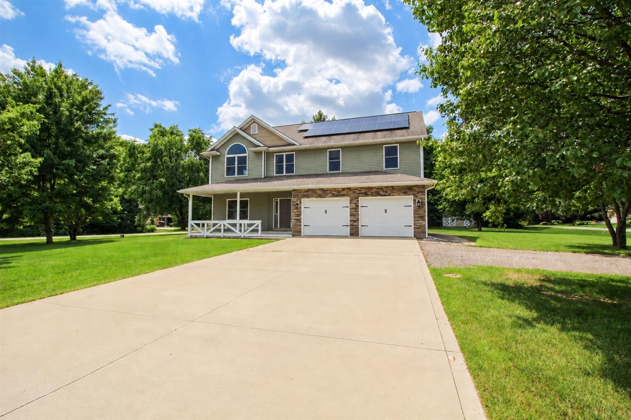 56056 Truman Drive Three Rivers, MI 49093 - Photo 3 of 66 Gallery Image 3