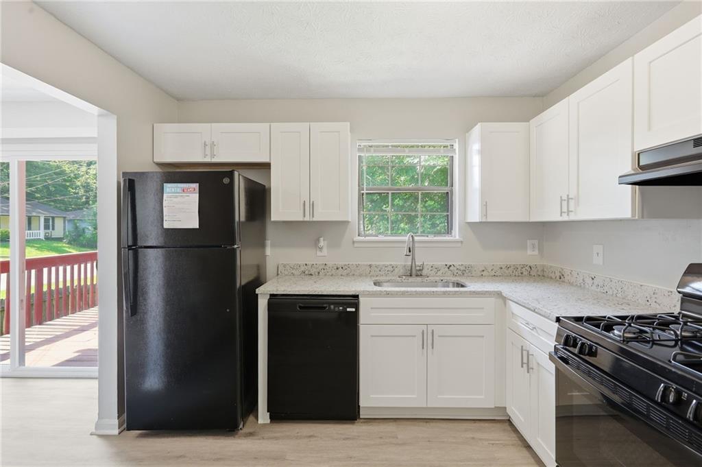 6047 Marbut Road Lithonia, GA 30058 - Photo 14 of 35