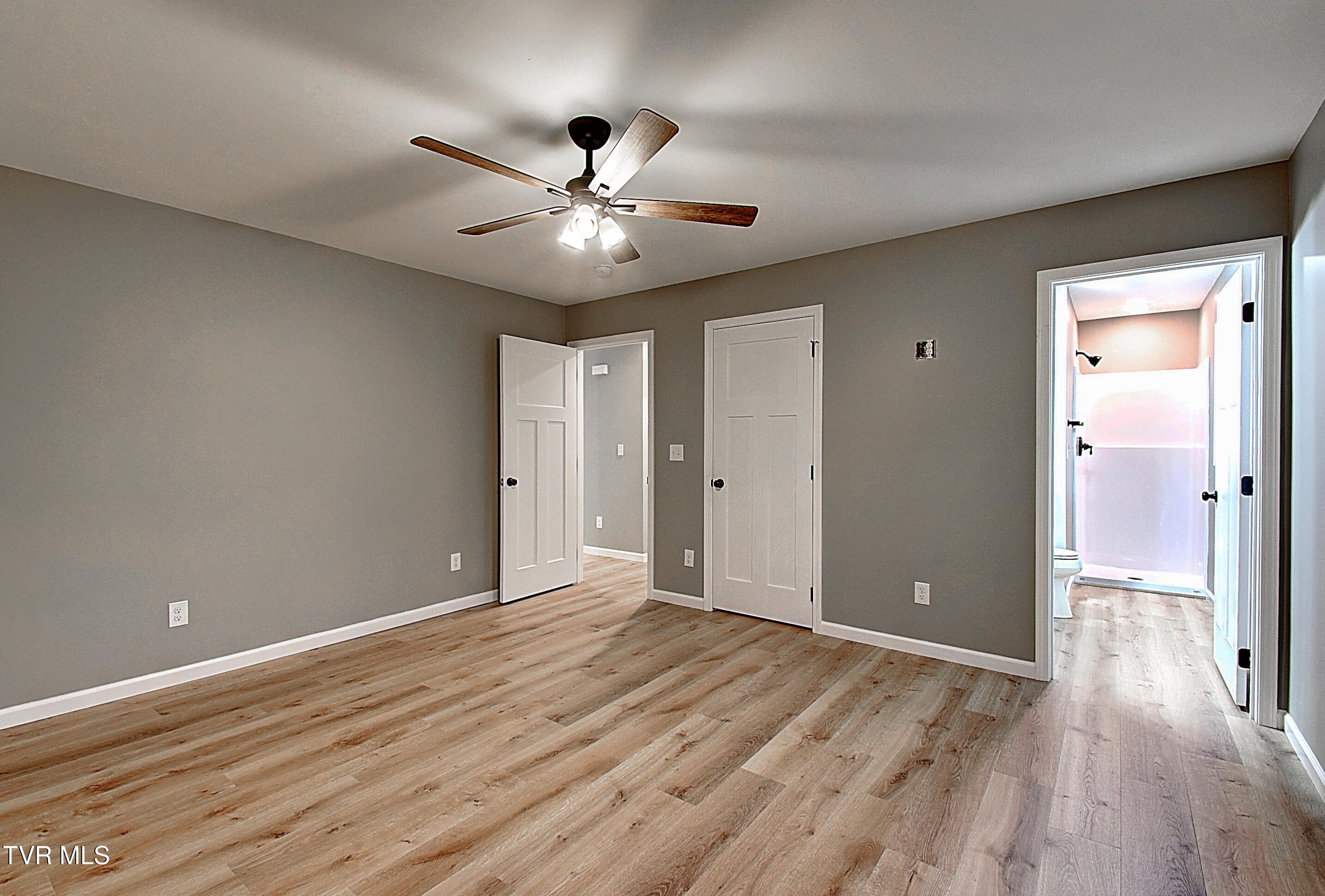 1651 Siam Road Elizabethton, TN 37643 - Photo 29 of 36 25