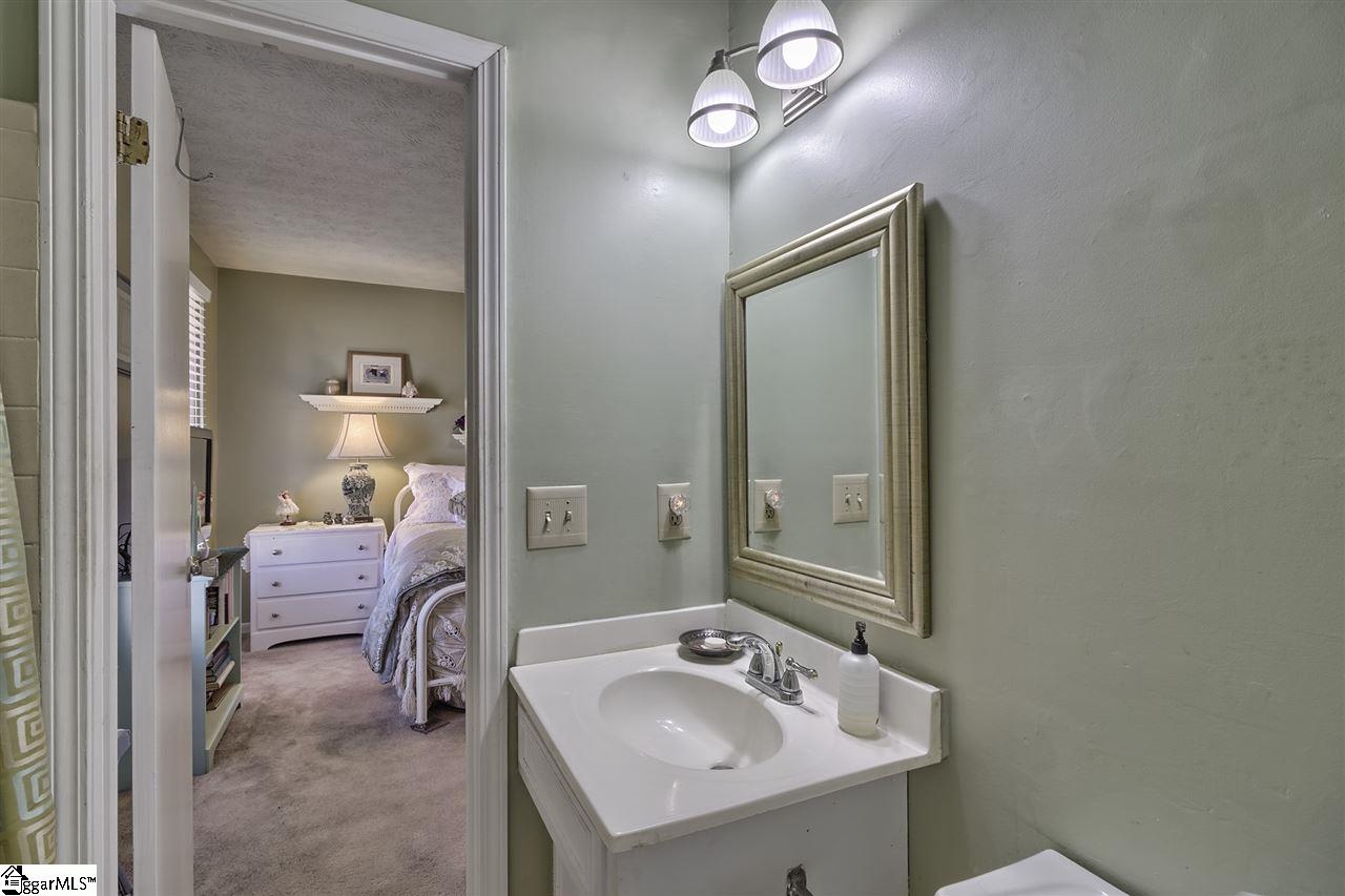 106 Bent Tree Street Easley, SC 29642 - Photo 29 of 36 Gallery Image 29