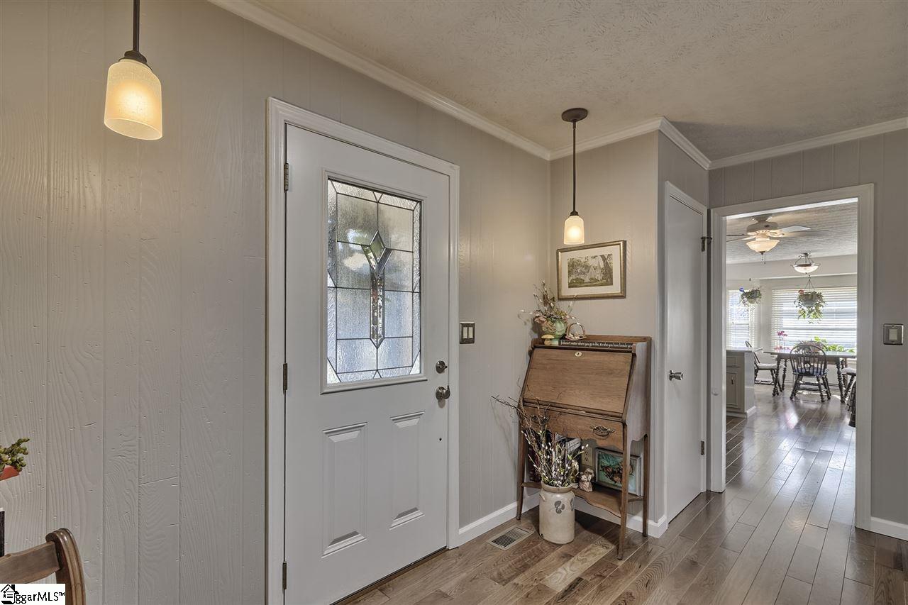 106 Bent Tree Street Easley, SC 29642 - Photo 4 of 36 Gallery Image 4