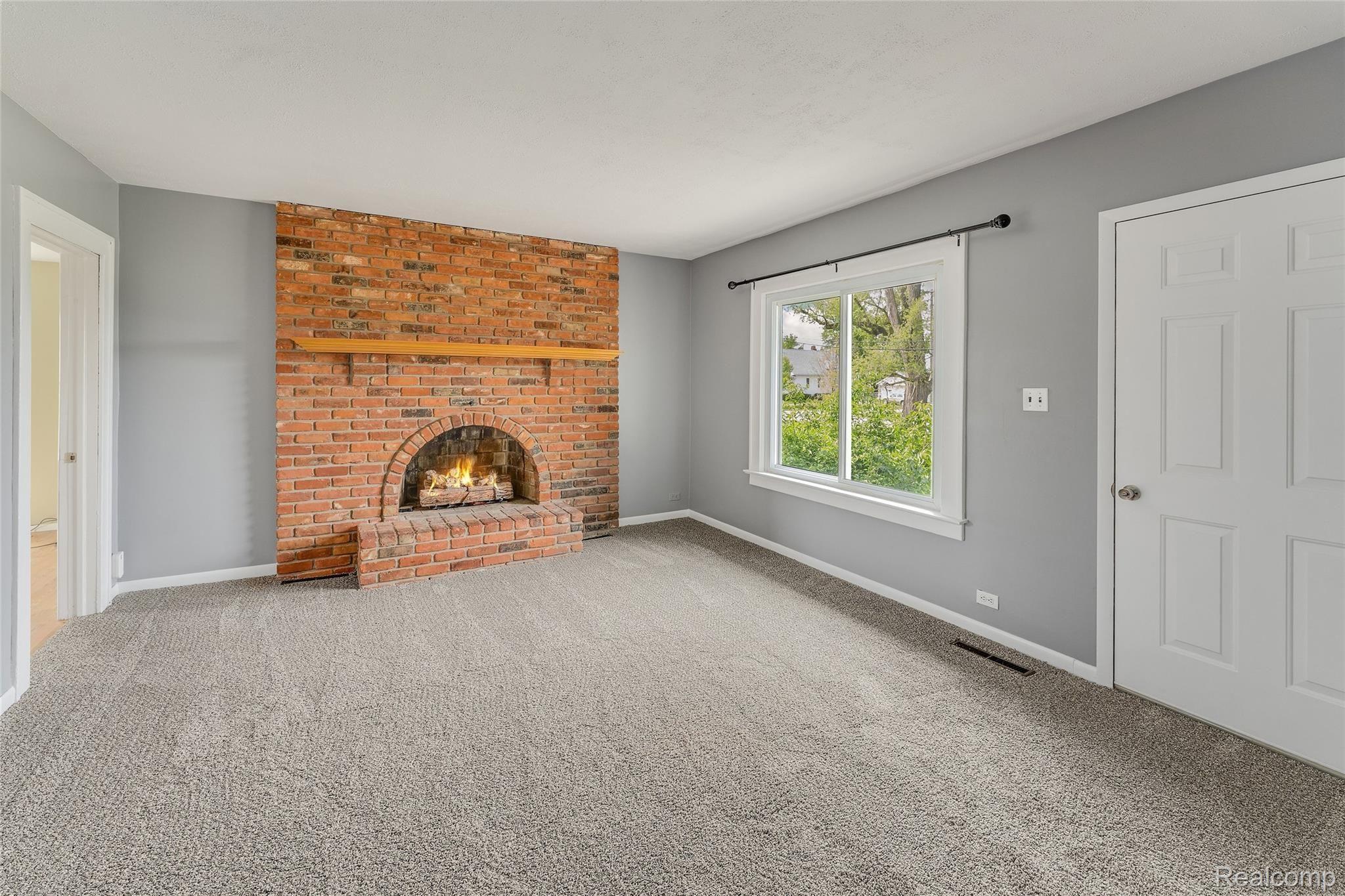 520 East Labo Road Carleton, MI 48117 - Photo 7 of 26 L3.jpg