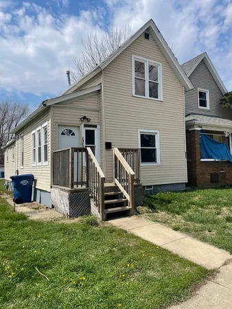 $45,000 | 143 North Entrance Avenue, Kankakee, IL 60901