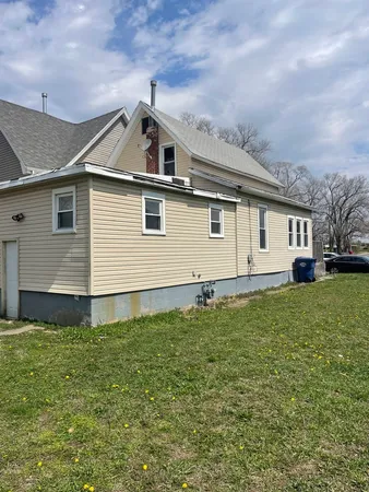 $45,000 | 143 North Entrance Avenue, Kankakee, IL 60901
