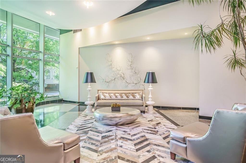 3338 Peachtree Road, Unit 710 Atlanta, GA 30326 - Photo 1 of 9