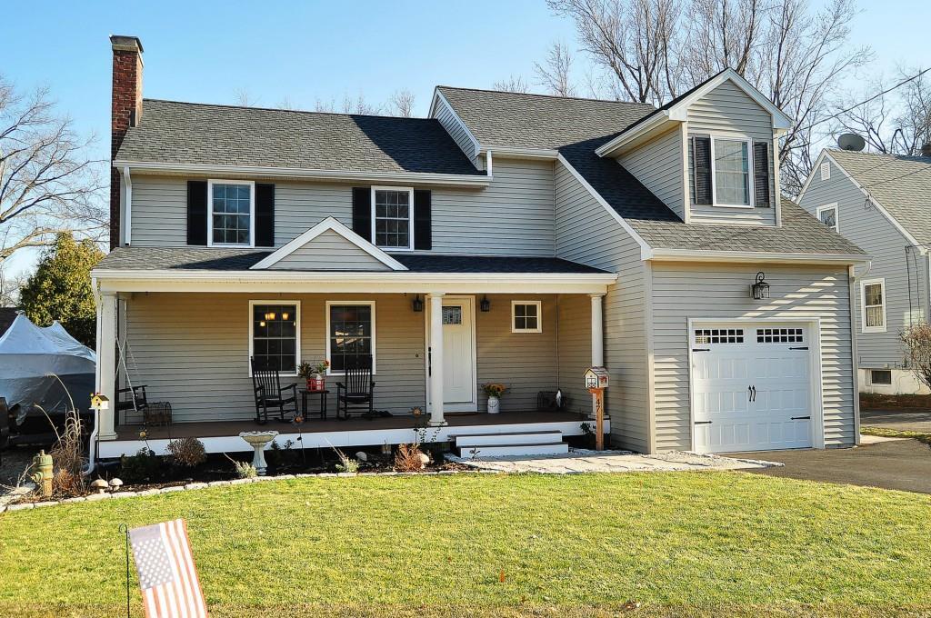 47 Coleman Road Wethersfield, CT 06109 - Photo 1 of 1 a front view of house with yard