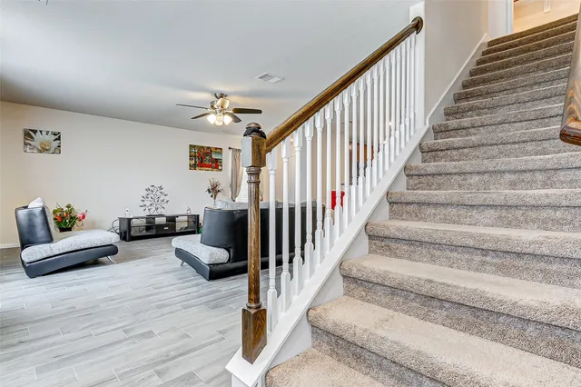 a view of entryway and hall