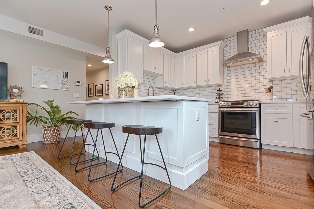 52 River Street, Unit 7 Boston, MA 02126 - Photo 2 of 24
