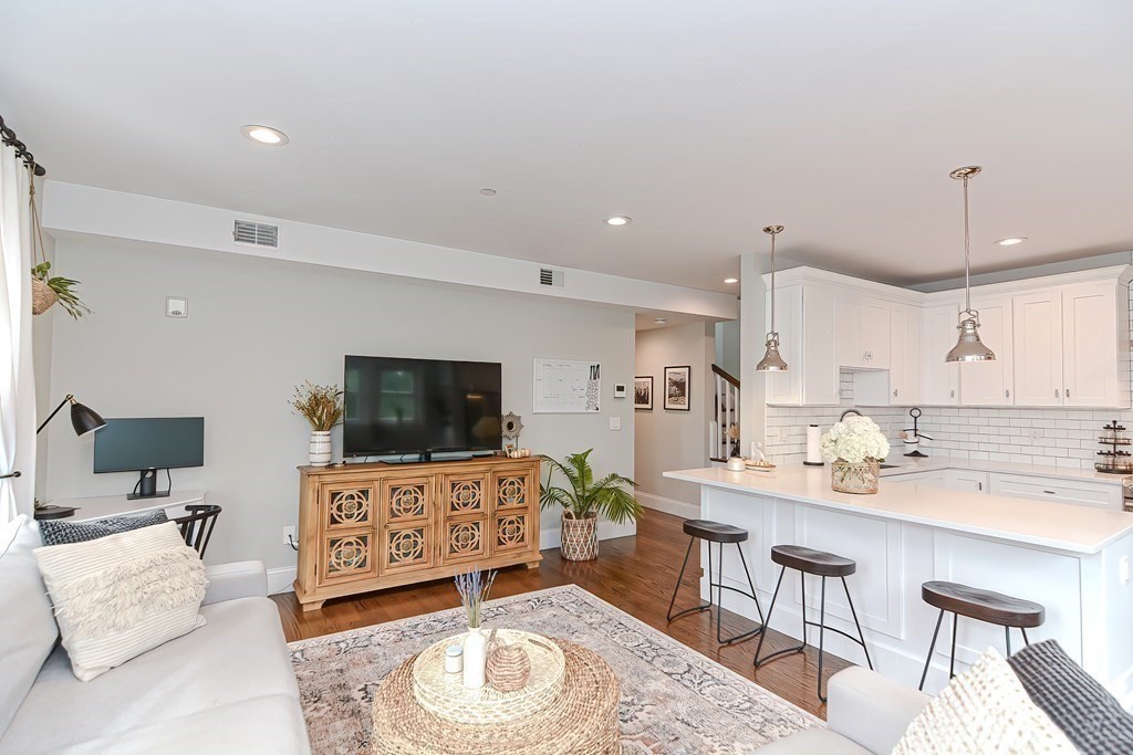 52 River Street, Unit 7 Boston, MA 02126 - Photo 6 of 24