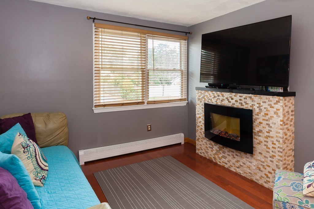 24 Alder Road Norton, MA 02766 - Photo 8 of 29