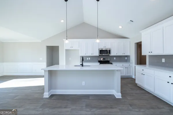 $379,900 | 199 Wards Creek Road, Unit 3, Toccoa, GA 30577