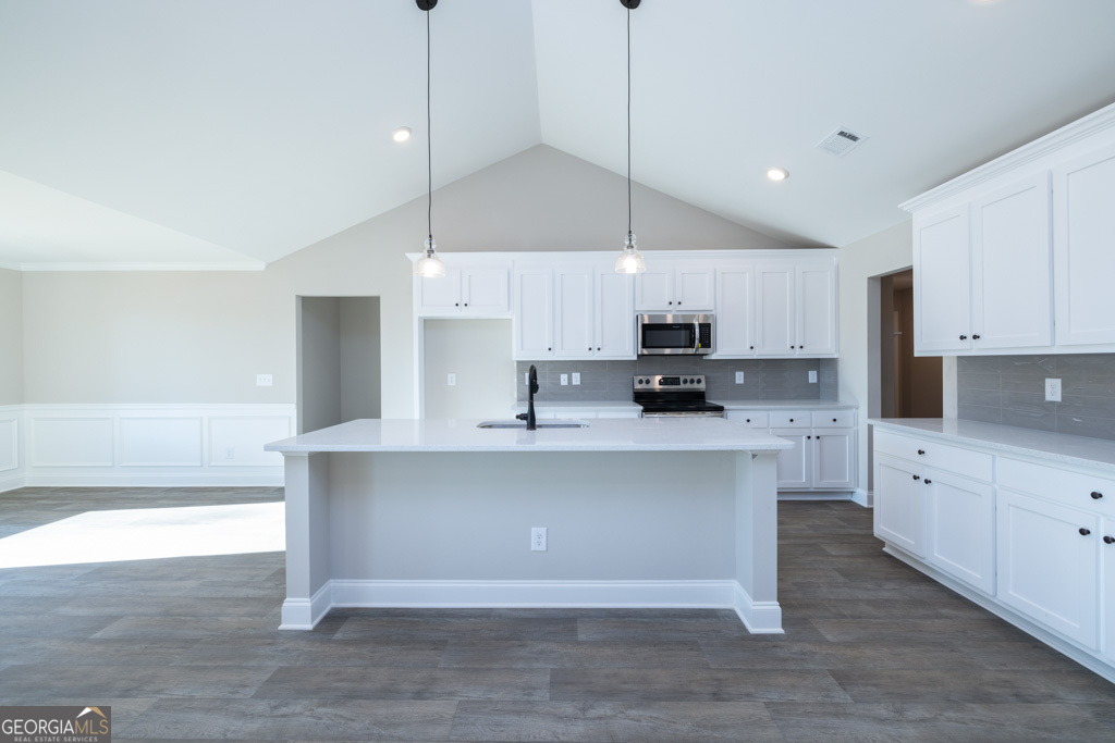 199 Wards Creek Road, Unit 3 Toccoa, GA 30577 - Photo 7 of 29