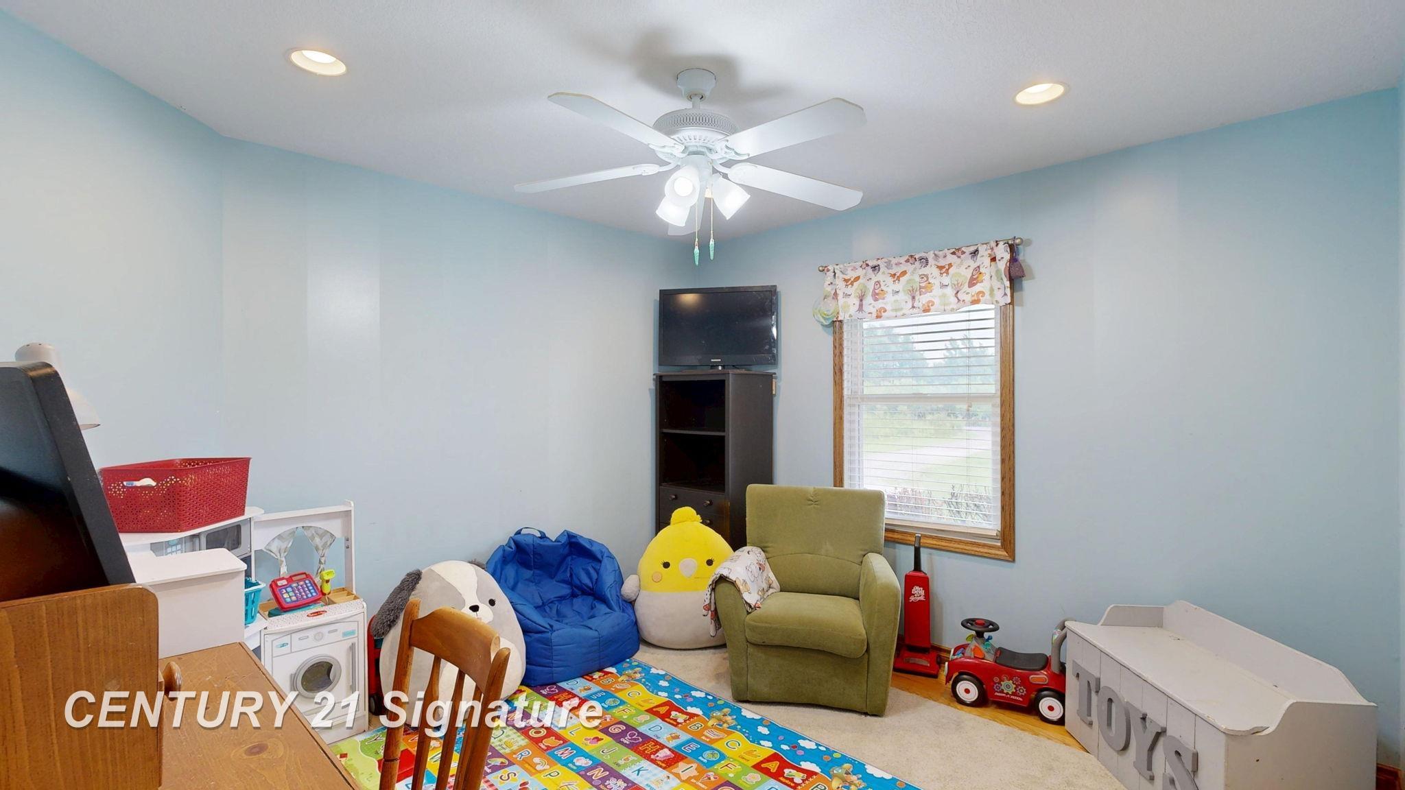 10386 Reid Road Swartz Creek, MI 48473 - Photo 27 of 52 50180174-36f18fdf-7027-4ca5-b964-3392c606bfda.JPG