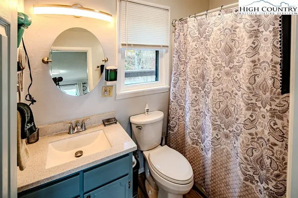 $189,000 | 103 Upper Holiday Lane, Unit G327, Beech Mountain, NC 28604