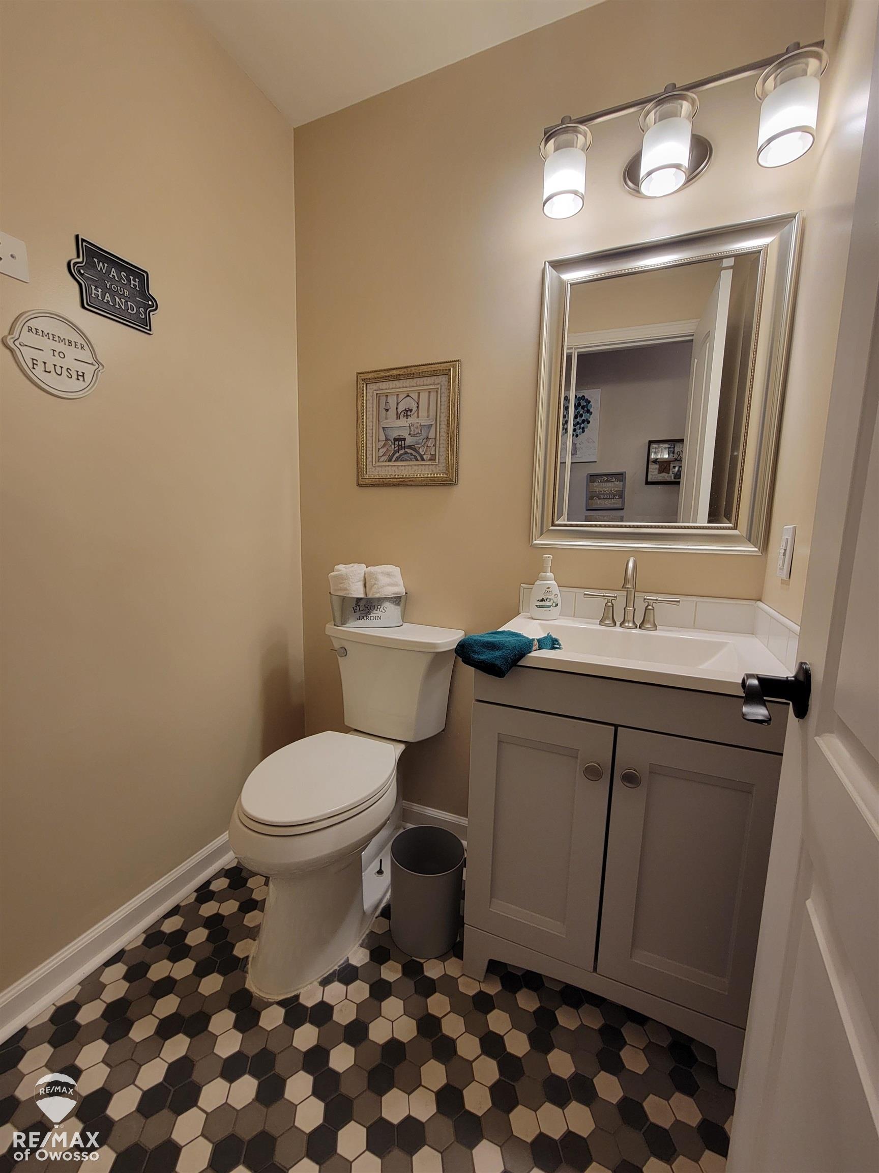 9503 Vernon Road Bancroft, MI 48414 - Photo 9 of 23