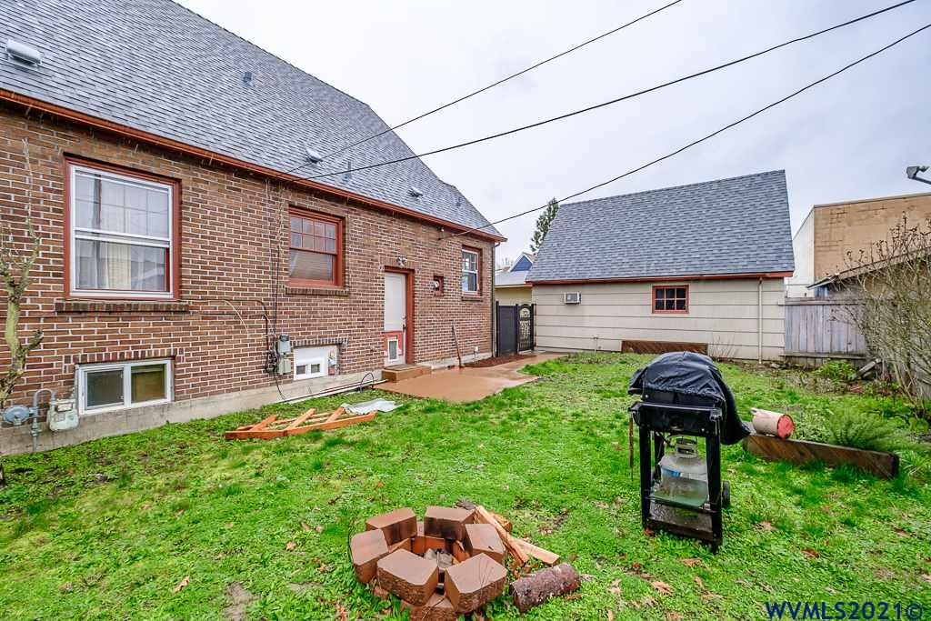 317 Southeast 3rd Avenue Albany, OR 97321 - Photo 39 of 39