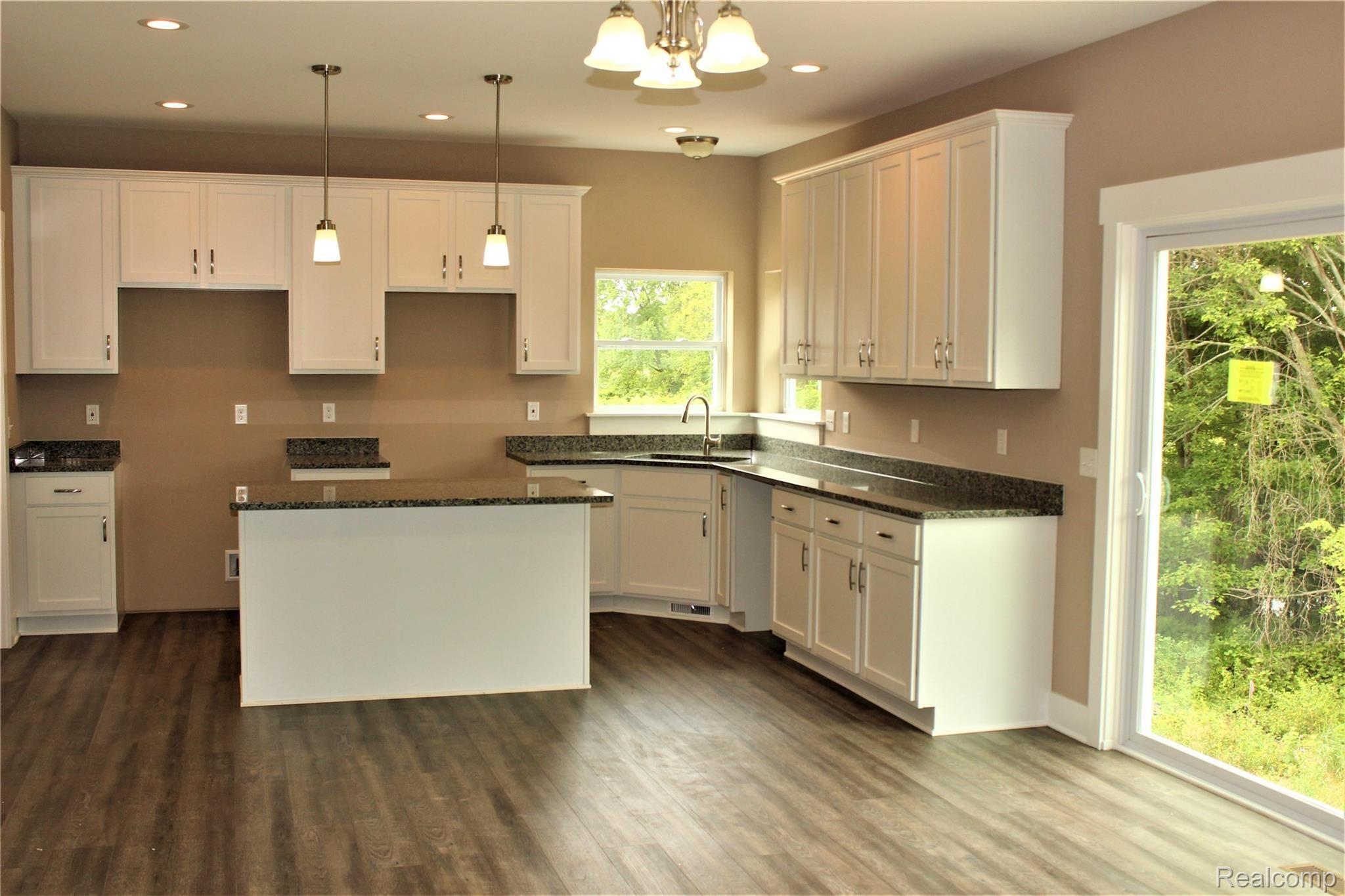 2825 Clivedon Road Howell, MI 48843 - Photo 3 of 35 IMG_3271.JPG